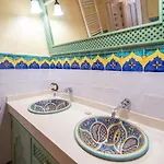 Apartman Sherezade Y La Ciudad De