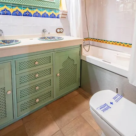 Sherezade Y La Ciudad De Apartman