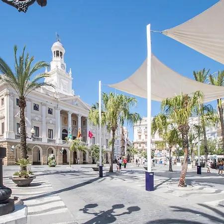 Sherezade Y La Ciudad De Apartman *