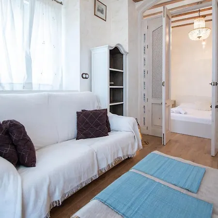 Sherezade Y La Ciudad De