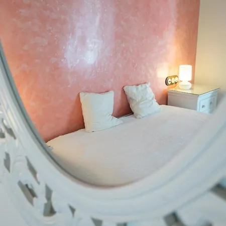 Sherezade Y La Ciudad De Appartement