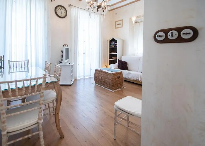 Apartman Sherezade Y La Ciudad De Cádiz