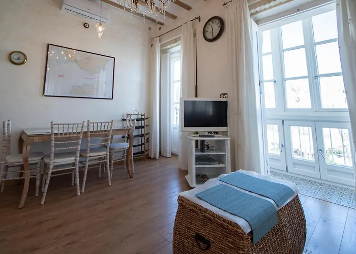 Sherezade Y La Ciudad De Apartman Cádiz