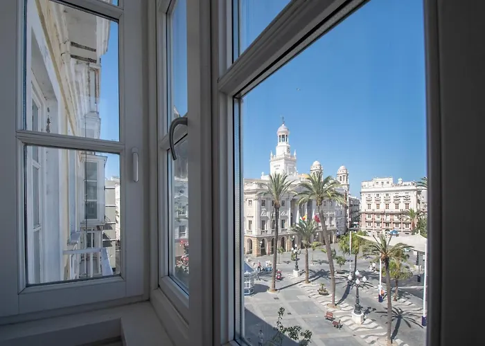 Sherezade Y La Ciudad De Cádiz