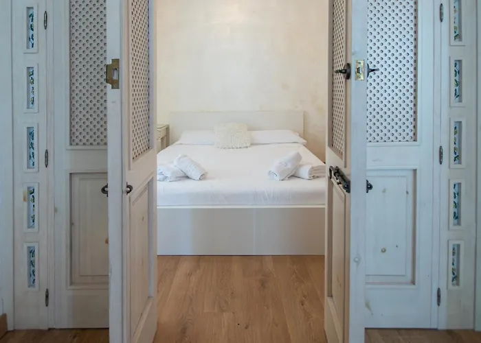 Sherezade Y La Ciudad De * Cádiz